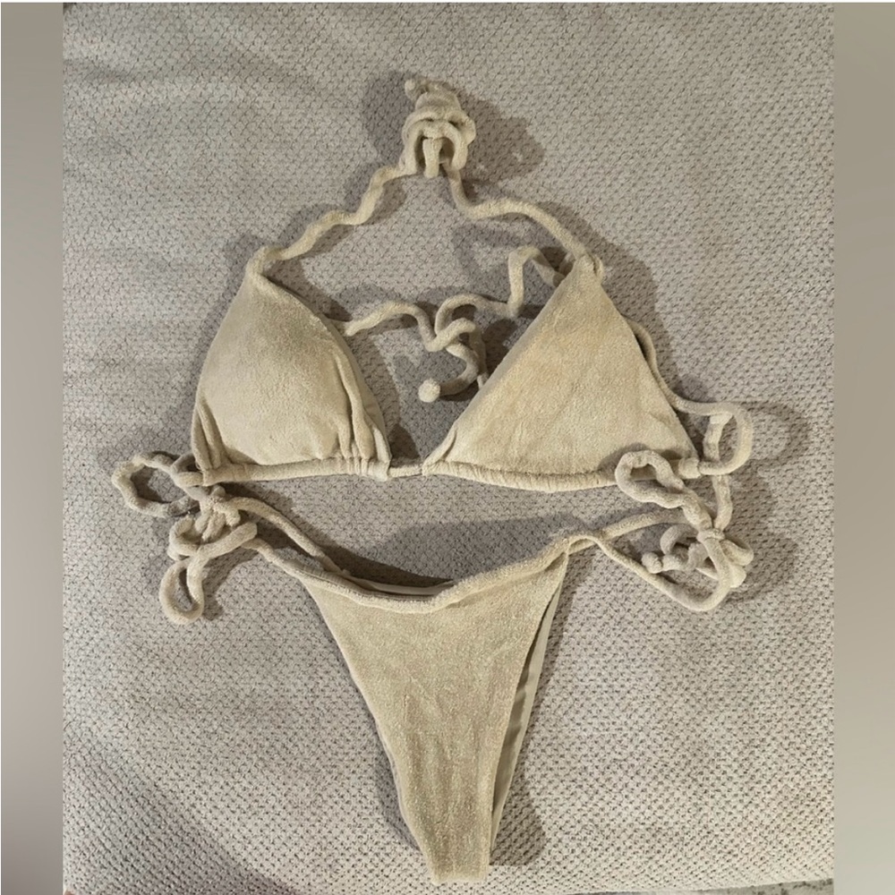 Nude terry bikini